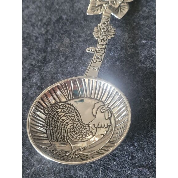 Vintage Ganz Chef 4Pc Measuring Spoon Set- Flowers and Roosters Retired - Picture 2 of 4